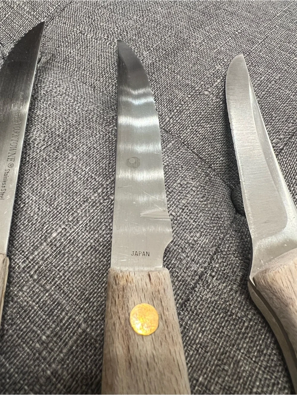 Set of Five Vtg Washington Forge Yorktowne & Chicago cutlery Wood-Handled Knives